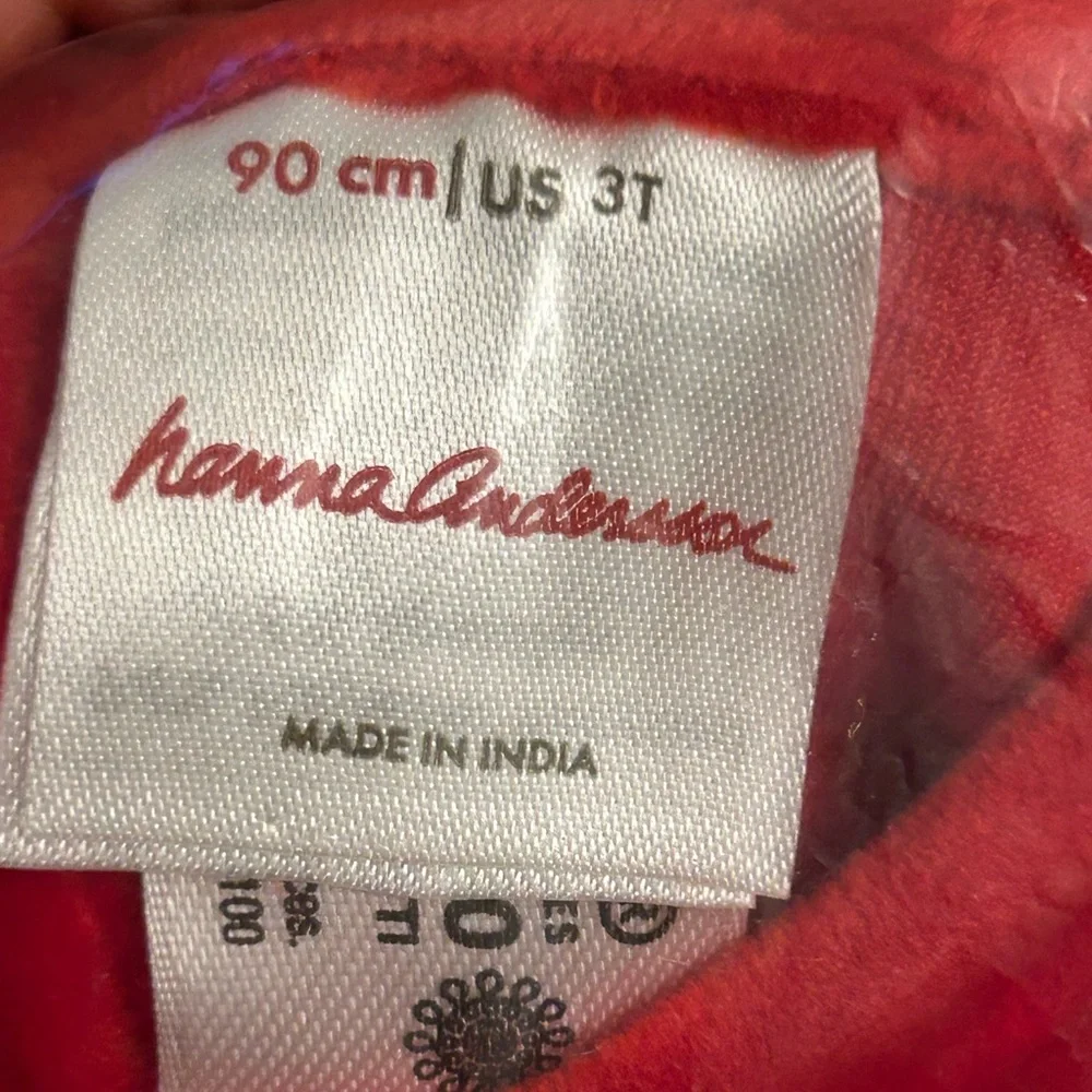 NWT Hanna Andersson red velour jumpsuit. Size 3T. Elastic waist, short sleeves.